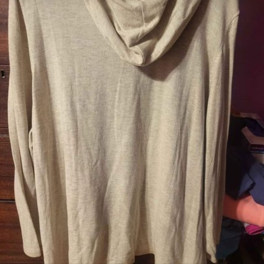 Size 3X hooded cardigan in cream.